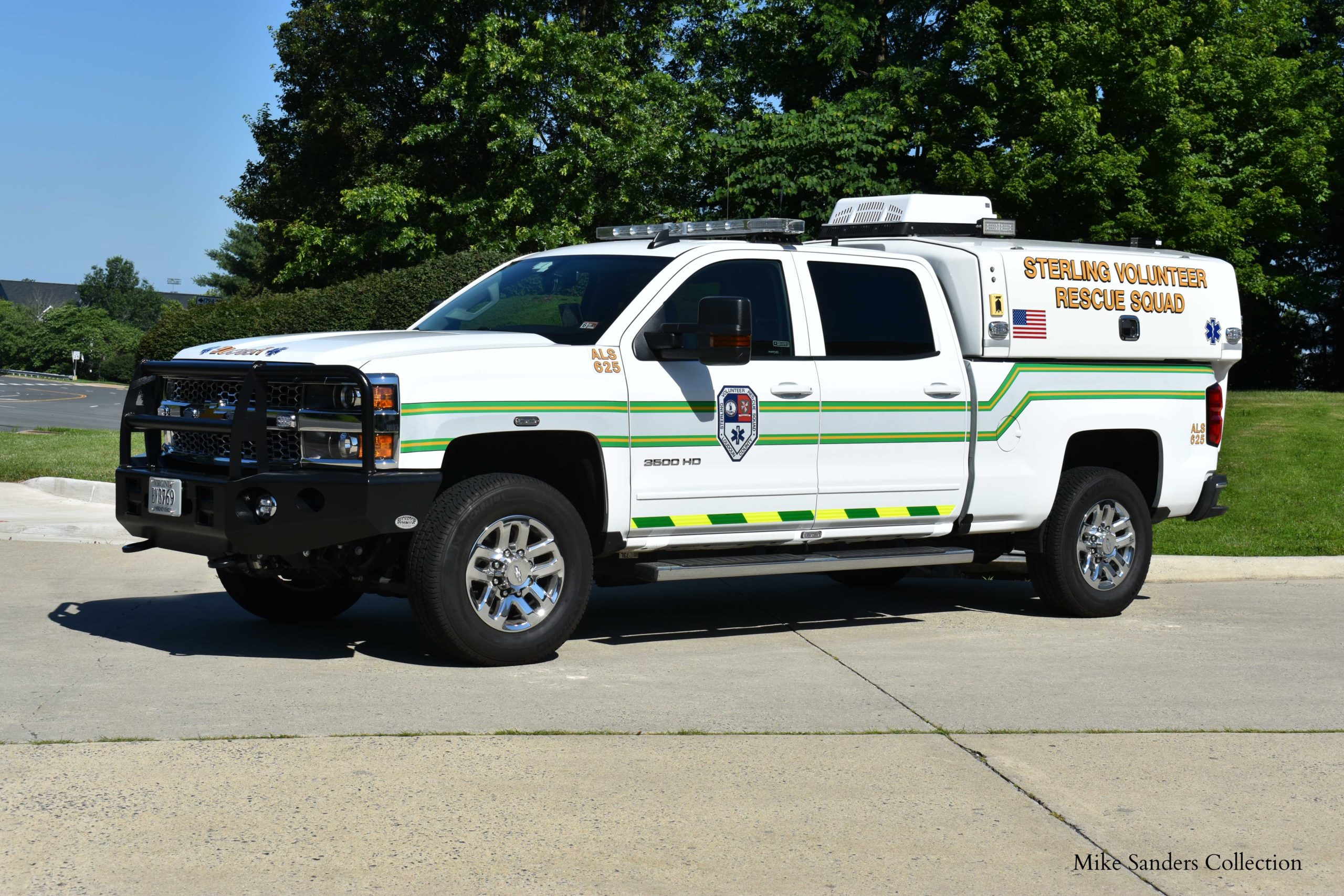 ALS Chase vehicle (Side view), 2019 Chevrolet 3500